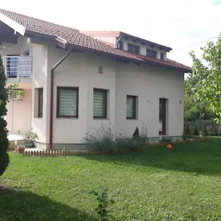 Vacation Spaho * Gornji Hotonj